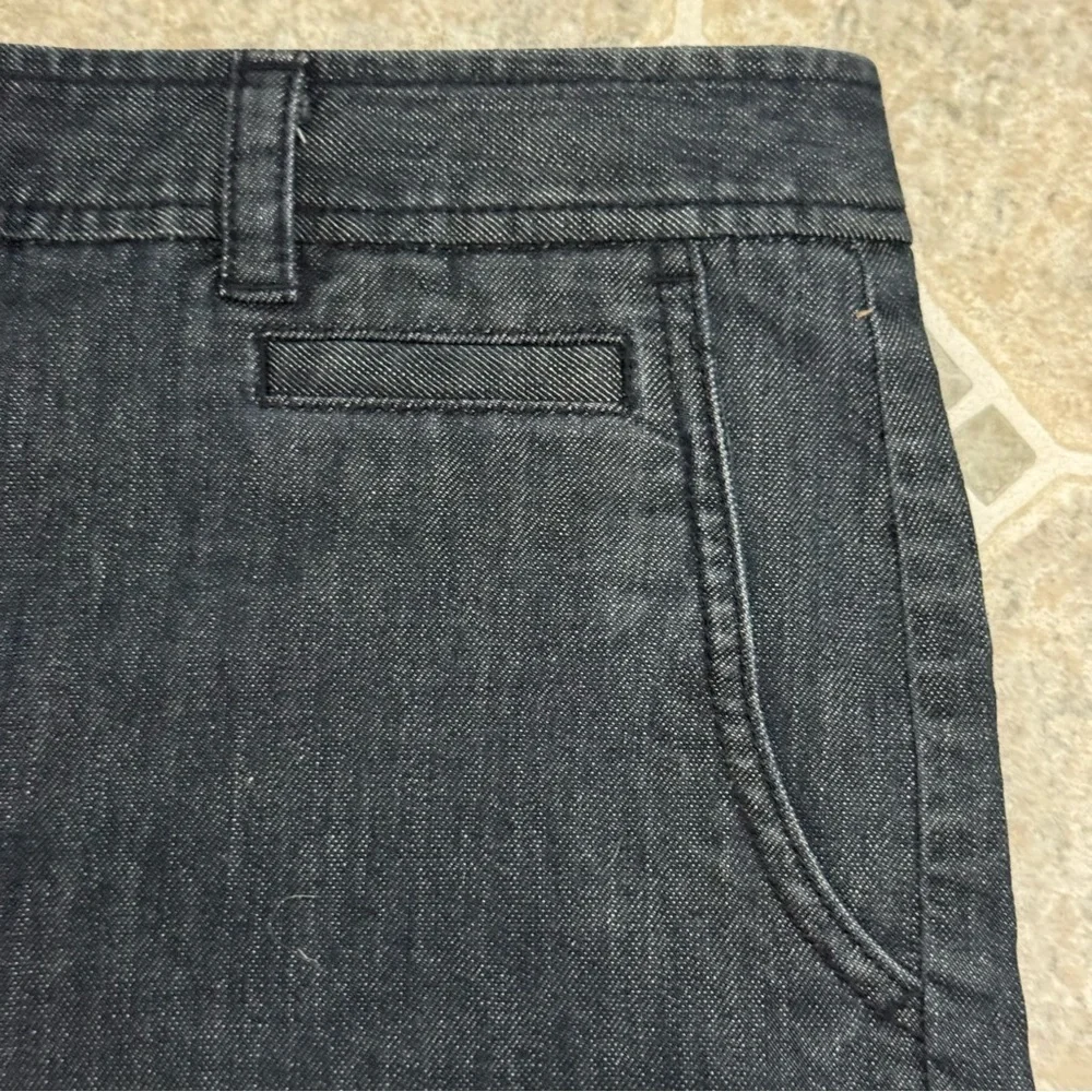 Size 12 Dockers Women's Dark Blue Jean Shorts